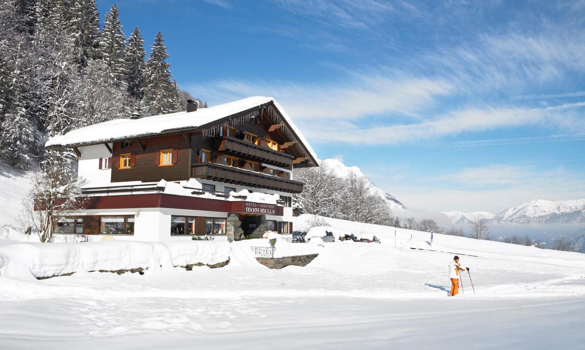 Hotel Montabella Schruns Esterno foto