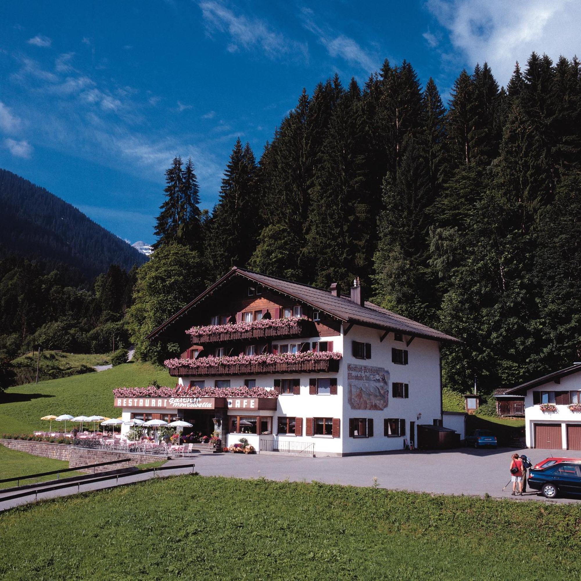 Hotel Montabella Schruns Esterno foto